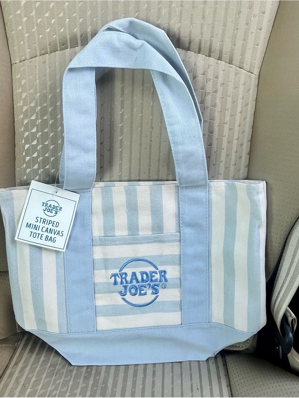 🔥 Trader Joe's mini pastel striped canvas tote bags- full set (4)- BNWT rare! - Picture 2 of 5